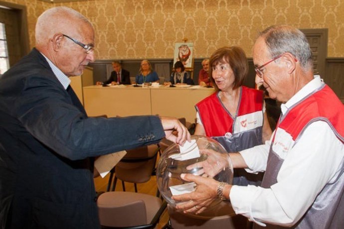 Sorteo grupos Ofrenda Virgen del Pilar 2013