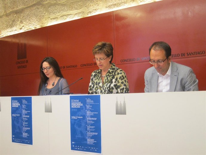 Amelia González y Anxo Lorenzo en rueda de prensa en Santiago