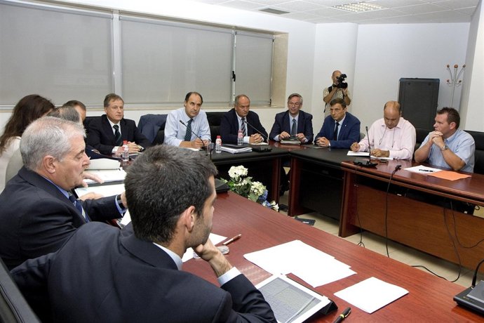 Reunión Sniace-Gobierno