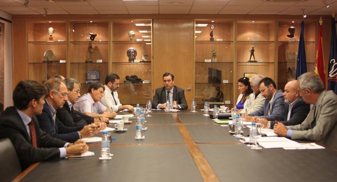 Cardenal se reúne con los presidentes de las federaciones