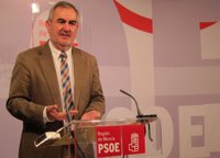 El PSOE lamenta la rescisión del contrato de Corvera "porque arroja más incertidumbre sobre el futuro del aeropuerto"