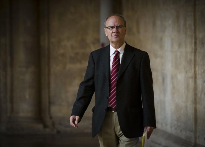 El presidente de al AVL, Ramon Ferrer