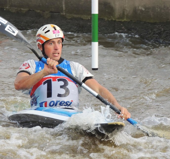 Samuel Hernanz en el Mundial de slalom olímpico