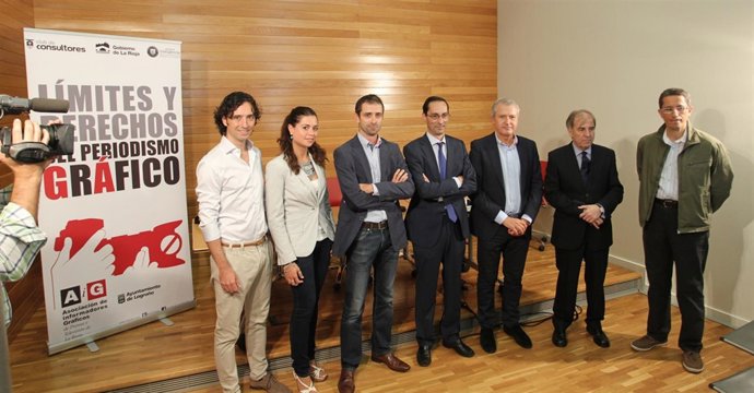 Imagen de los participantes en la jornada