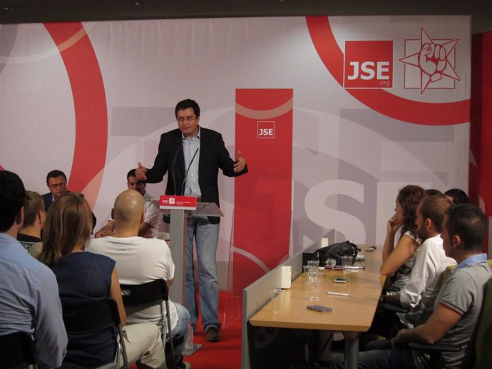 El secretario de Organización del PSOE, Óscar López