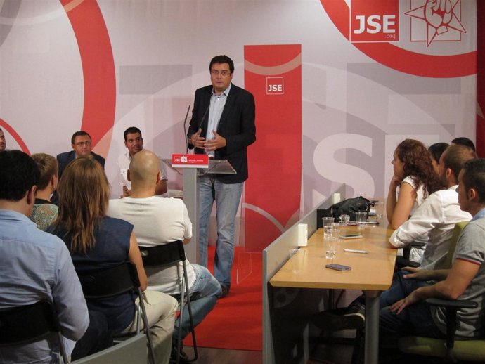 El secretario de Organización del PSOE, Óscar López