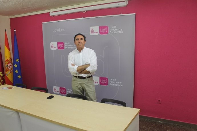 El coordinador regional de UPyD, Rafael Sánchez