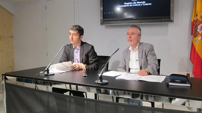 Cruz en rueda de prensa