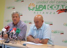 Los responsables de UPA  y COAG en la rueda de prensa
