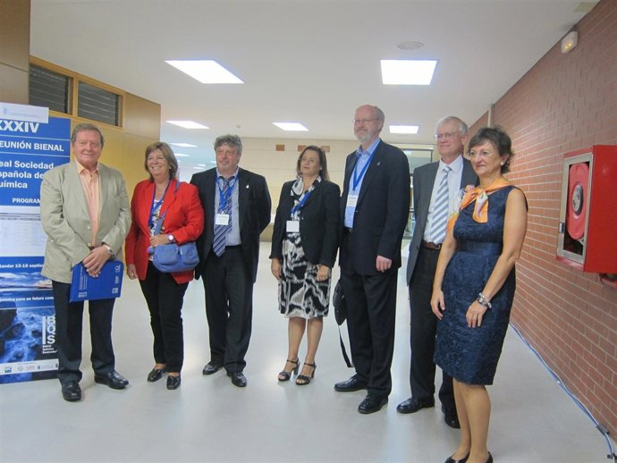 Imagen de los ponentes en la rueda de prensa (Grubbs, tercero por la derecha)