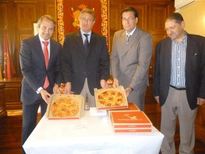 La pizza de Jamón de Teruel se podrá degustar hasta el próximo domingo.