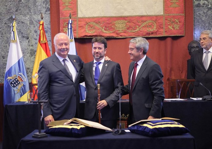 Melchior, Alonso y Abreu, en el pleno