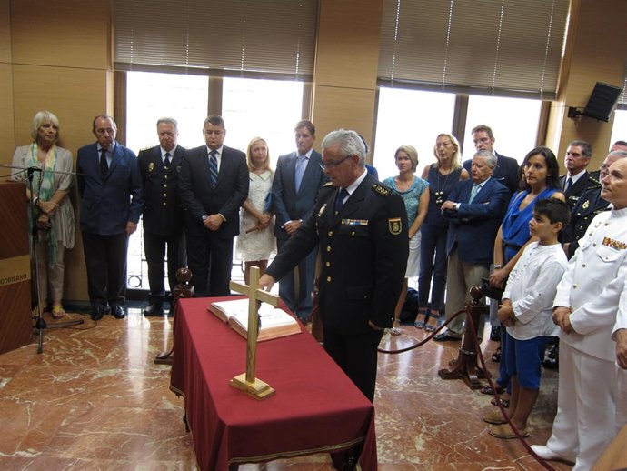 Manuel Bouzas jura su cargo como nuevo comisario provincial de Cádiz