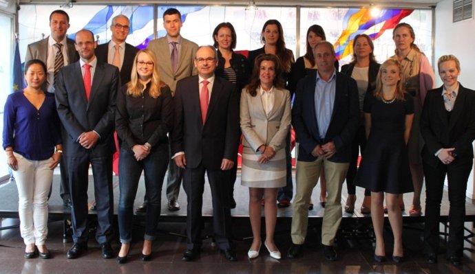 Imagen de los responsables de las agencias y del Consejo