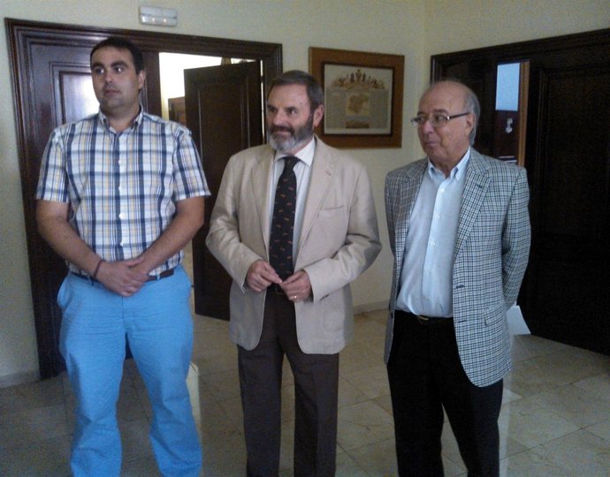 José Martín, a la derecha, junto a José Carlos Serrano y Juan Lillo.