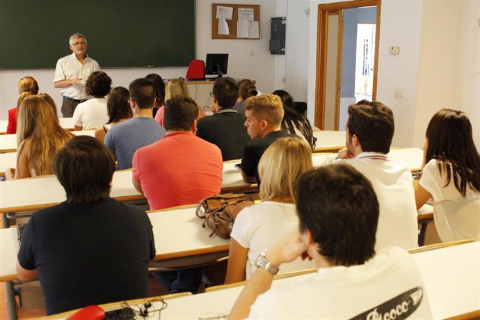 Clase en la Universidad Pablo de Olavide