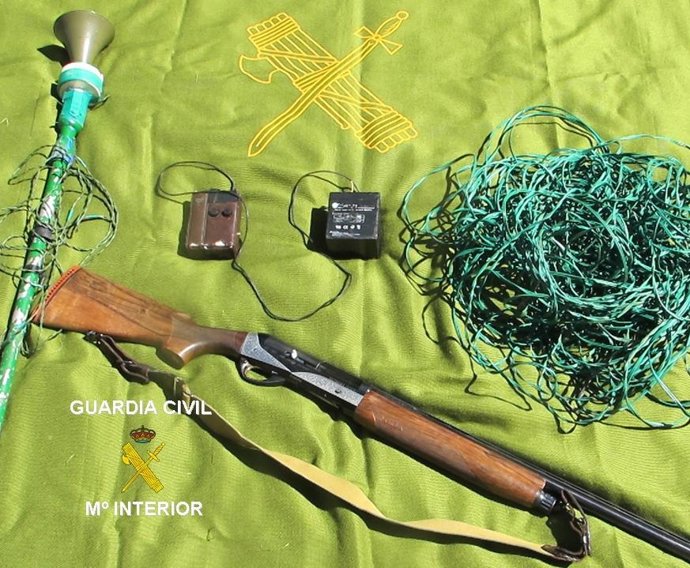 Material intervenido al detenido.