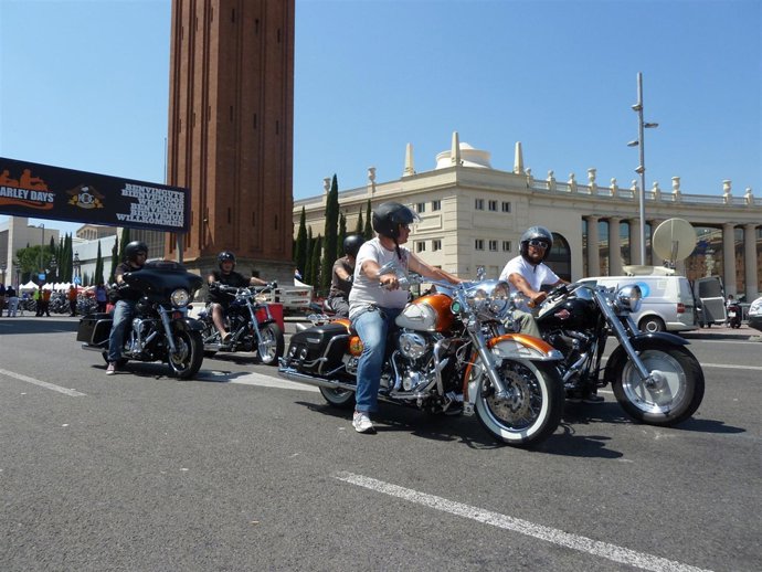 Barcelona Harley Days, moteros, motos, circulación 