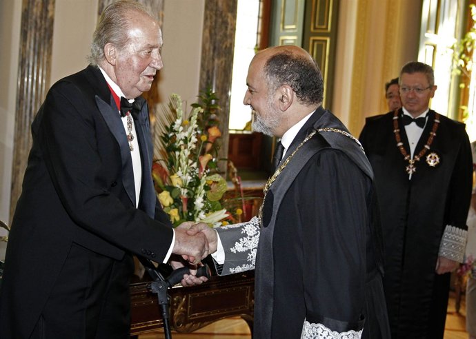 El Rey y Francisco Pérez de los Cobos