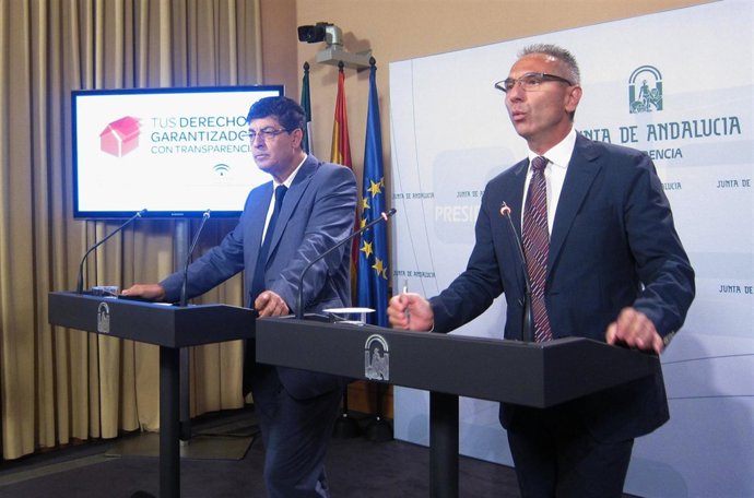 Diego Valderas y Miguel Ángel Vázquez, hoy en rueda de prensa