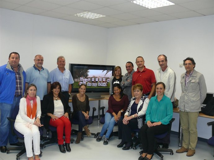 Presentación del proyecto 'Lanzadera de Empleo'