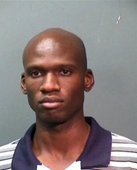 La Policía advirtió a la Armada que Aaron Alexis "escuchaba voces"