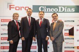 Bauzá en el Foro Cinco Días