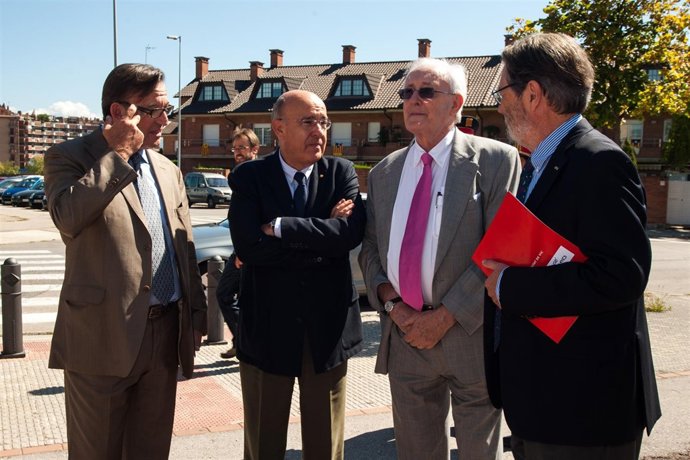 Antoni Bayés presenta su libro 'Bases de l'electrocardiografia clínica'