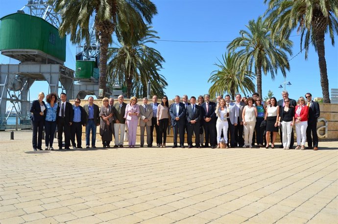 Visita de los directores territoriales de la Generalitat al Puerto de Tarragona 