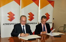 Firma del acuerdo entre el Ayuntamiento de Málaga y Atresmedia
