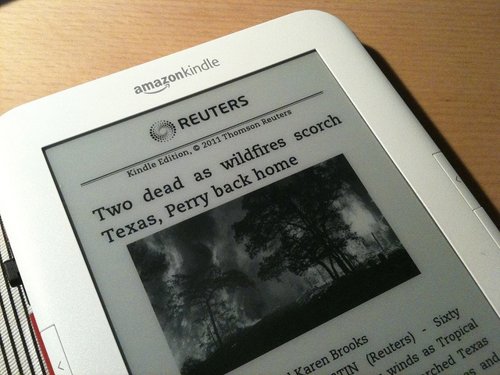 Noticia de Reuters en un Kindle