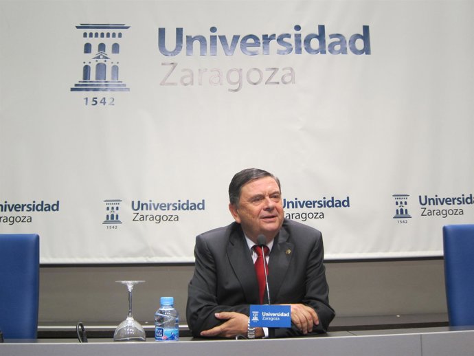 El rector de la Universidad de Zaragoza (UZ), Manuel López.