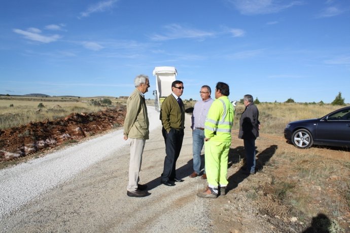 Pardo visita las obras en la zona de Berlanga de Duero