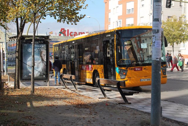 Facua denuncia diferencias de hasta el 246% en autobuses ...