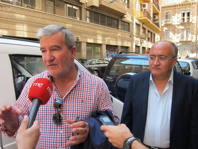 Los presidentes de FECOAM, Santiago Martínez, y de COAG Murcia, Miguel Padilla