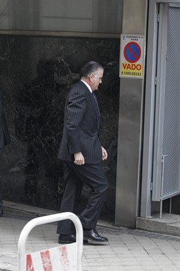 Luis Bárcenas