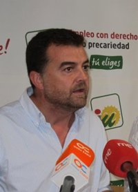 Maíllo (IU) destaca que "no hay una formalidad" de imputación de Torrijos, sino "una petición" de la Fiscalía
