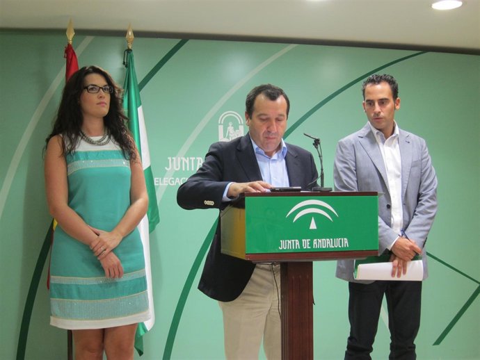 Ruiz espejo, García y Pérez 