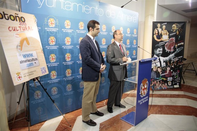 El alcalde de Almería presenta la programación cultural de otoño