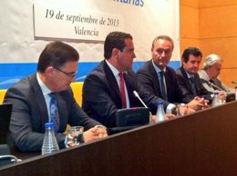 Fabra preside la clausura de las jornadas parlamentarias del PP en las Corts