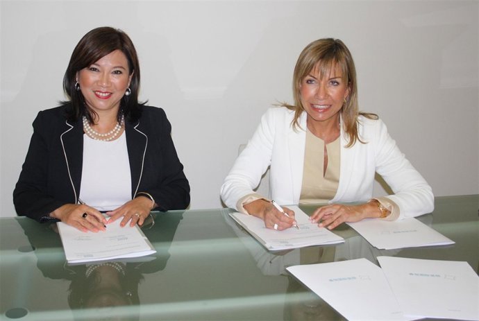 Acuerdo Xanit y Asociación de Empresarios Chinos