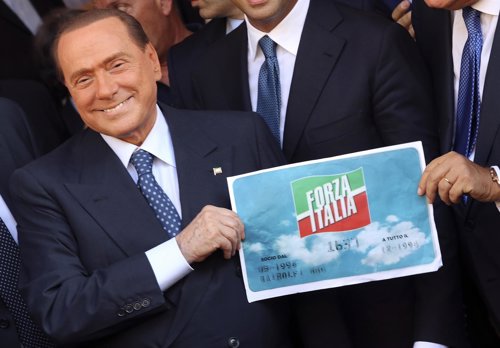 El líder de la centroderecha italiana, Silvio Berlusconi, dijo el jueves que el 
