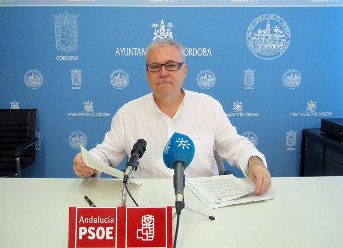 El concejal del PSOE Emilio Aumente