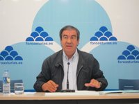 Cascos ve "sucia y "calumniosa" la petición de IU de que se le impute 