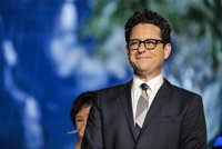 J.J. Abrams promete que la nueva Star Wars será "emotiva, auténtica y apasionante"
