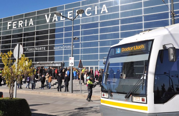 Imagen de archivo de un tranvía hasta Feria Valencia