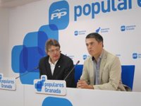 PP-A prevé presupuestos "extremistas" centrados en los "problemas internos" del PSOE