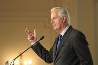 El comisario Barnier culpa a la desregulación de la crisis 