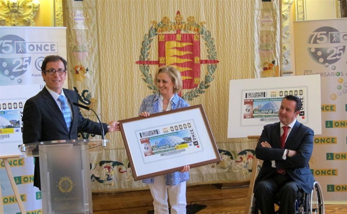 Presentación cupón ONCE homenaje Valladolid