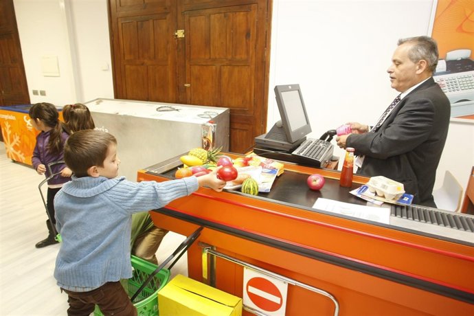 Medina, en un supermercado